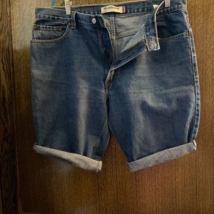 Levi’s shorts - Boyfriend